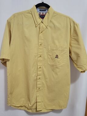 Bugle Boy Men's Yellow Button-down Short Sleeve Shirt. Size M